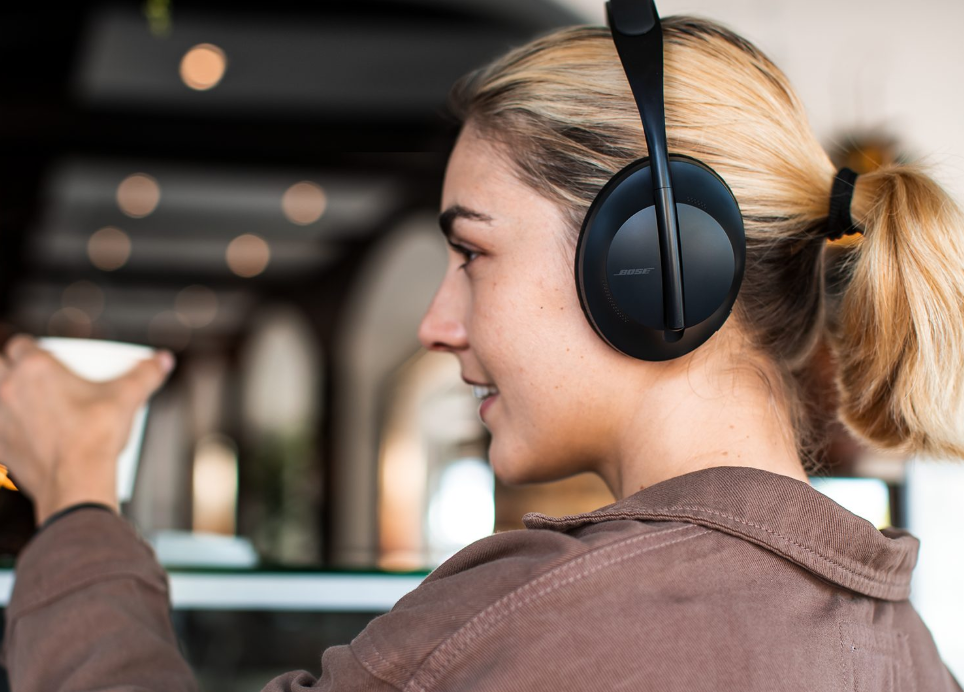 Bose Casque 700 Bluetooth - Headphones à réduction de bruit - Noir