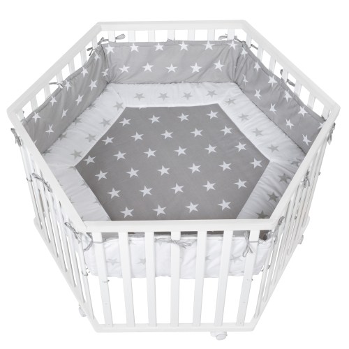 Parc bébé hexagonal Little stars en bois blanc avec textile au motif d'étoiles gris clair/blanc
